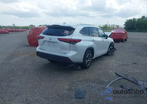 2022 Toyota Highlander Xle из США, поврежденный, VIN 5TDHZRAH1NS100453